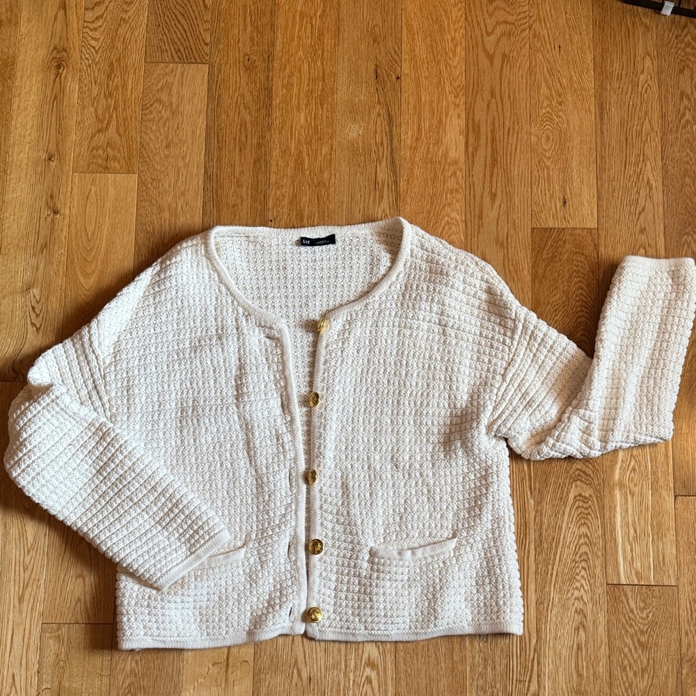 Gap Women’s Cardigan with gold buttons size Large color white
